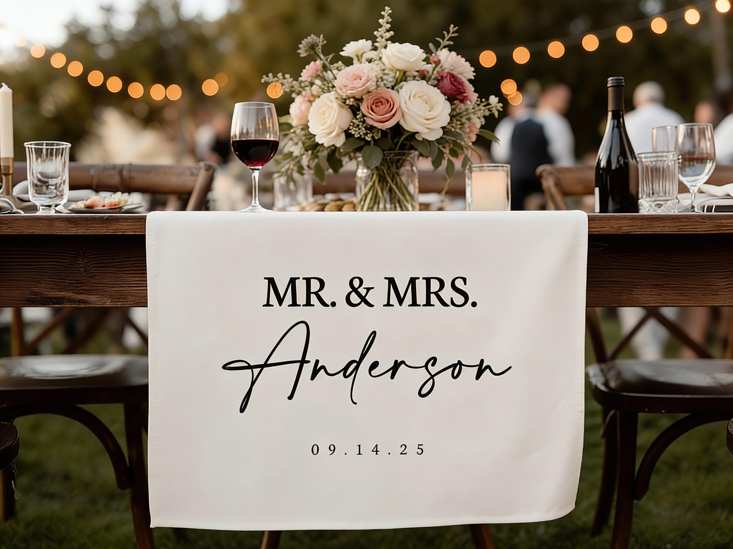 Personalized Wedding Linen Table Runner Decor Gift, Custom Linen Welcome Banner Wedding Gift, Outdoor Wedding Party Table Runner Decorations