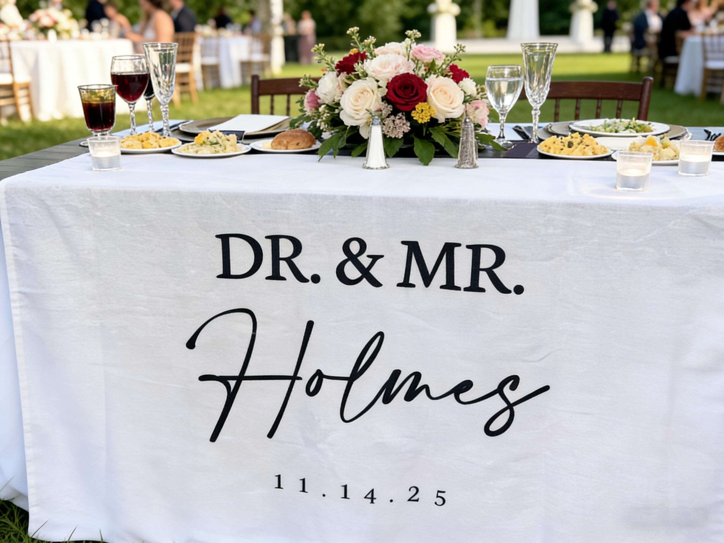 Personalized Wedding Linen Table Runner Decor Gift, Custom Linen Welcome Banner Wedding Gift, Outdoor Wedding Party Table Runner Decorations